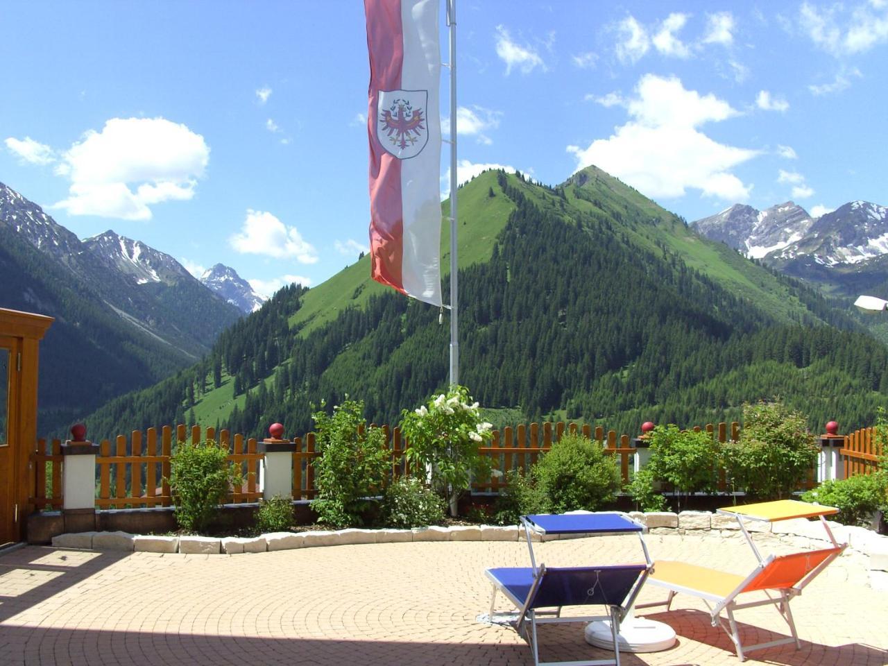 Gasthof Bergblick Berwang Kültér fotó